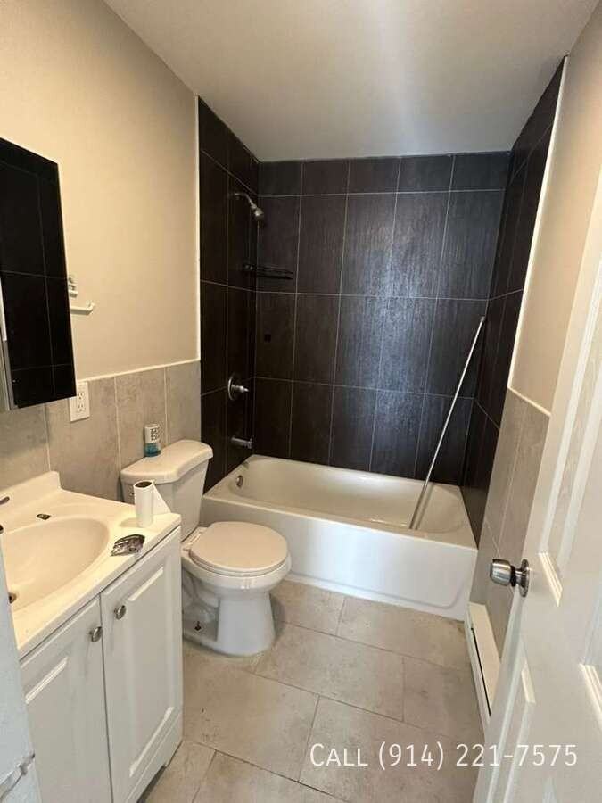 71 Morningside Ave 2s 3 - Photo 2 of 6