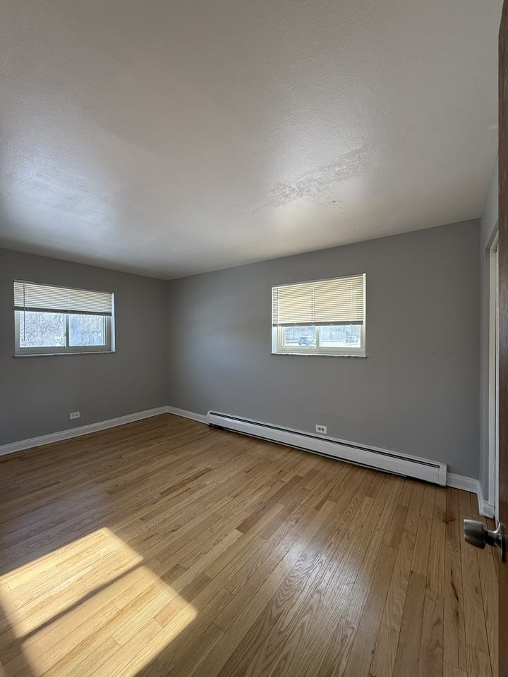 Oakwood Ave & S River Rd - Photo 7 of 24