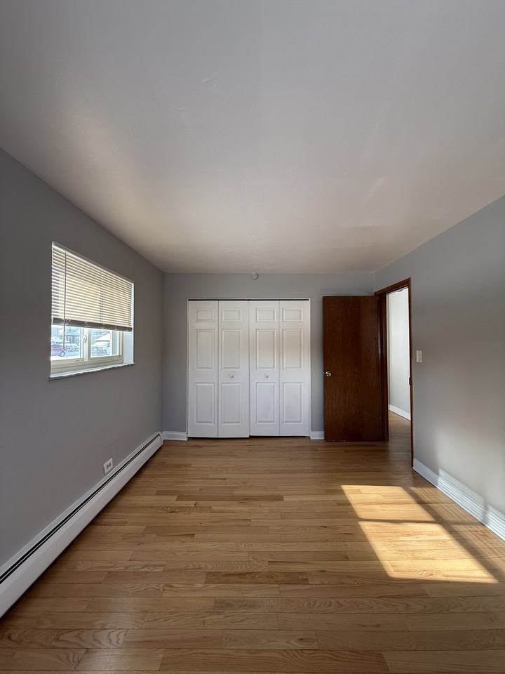 Oakwood Ave & S River Rd - Photo 5 of 24