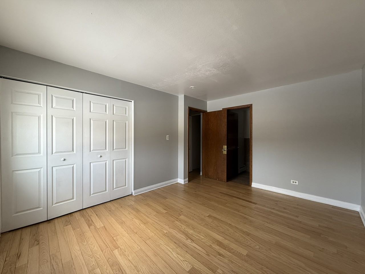 Oakwood Ave & S River Rd - Photo 6 of 24