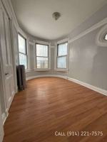 featured image of 584 Warburton Ave #2