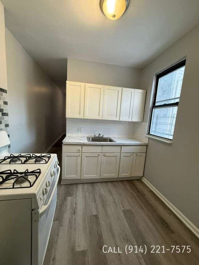 92 Ash St #2 - Photo 6 of 7