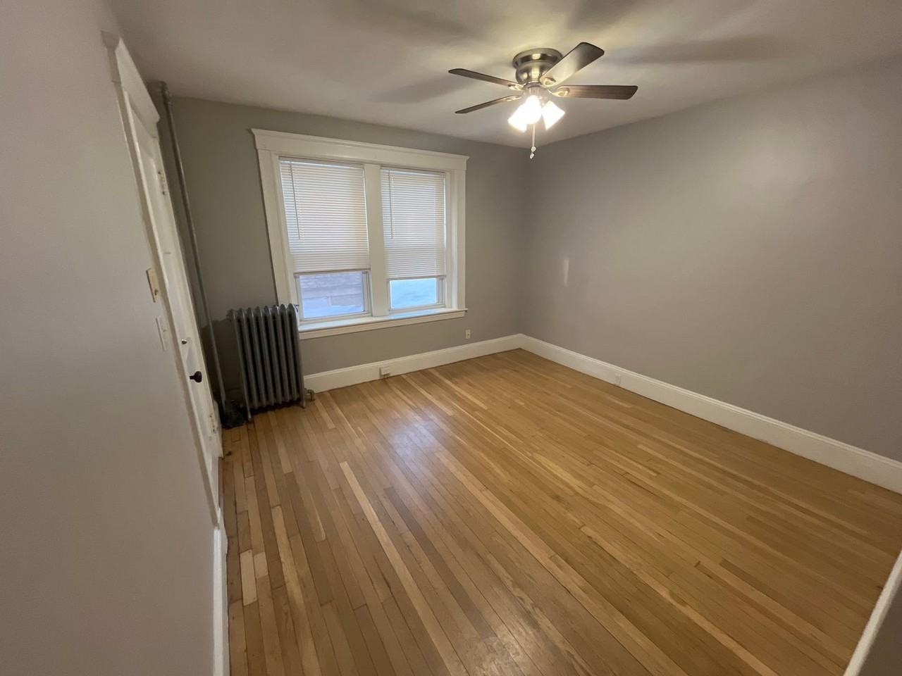 300 Washington Street - Photo 3 of 7