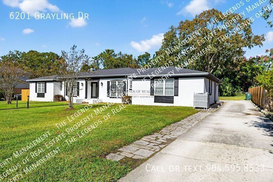 6201 Grayling Dr - Photo 2 of 25
