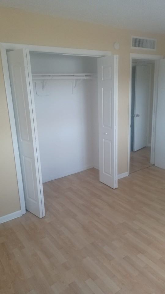 401 Sw 13th Pl #721 - Photo 3 of 5