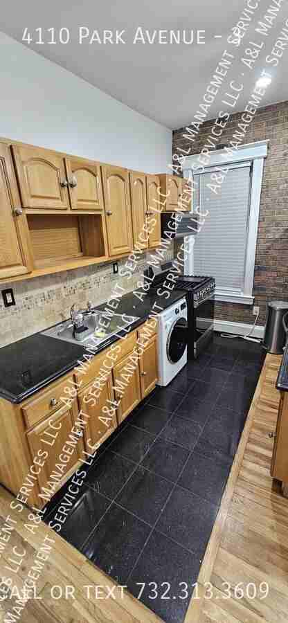 4110 Park Ave #3 - Photo 6 of 23