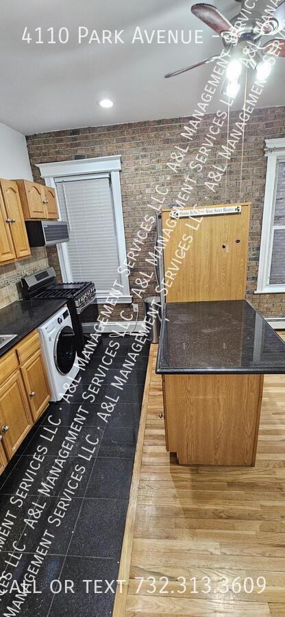 4110 Park Ave #3 - Photo 7 of 23