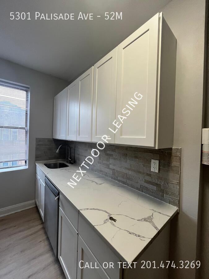 5301 Palisade Ave #52M - Photo 2 of 7