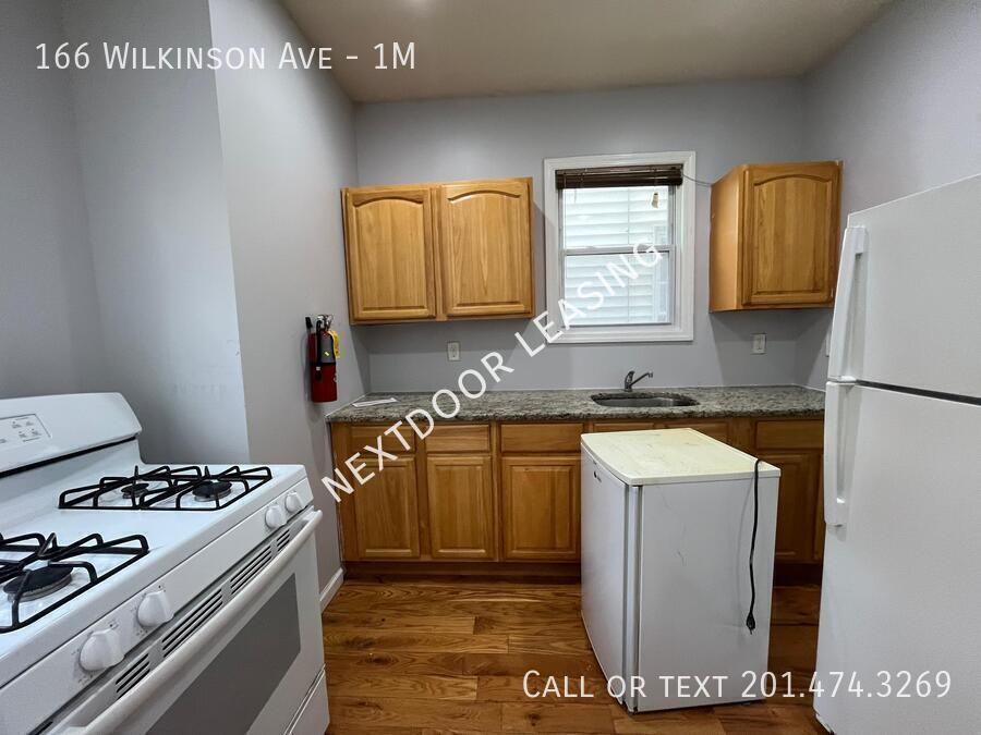 166 Wilkinson Ave #1M - Photo 2 of 16