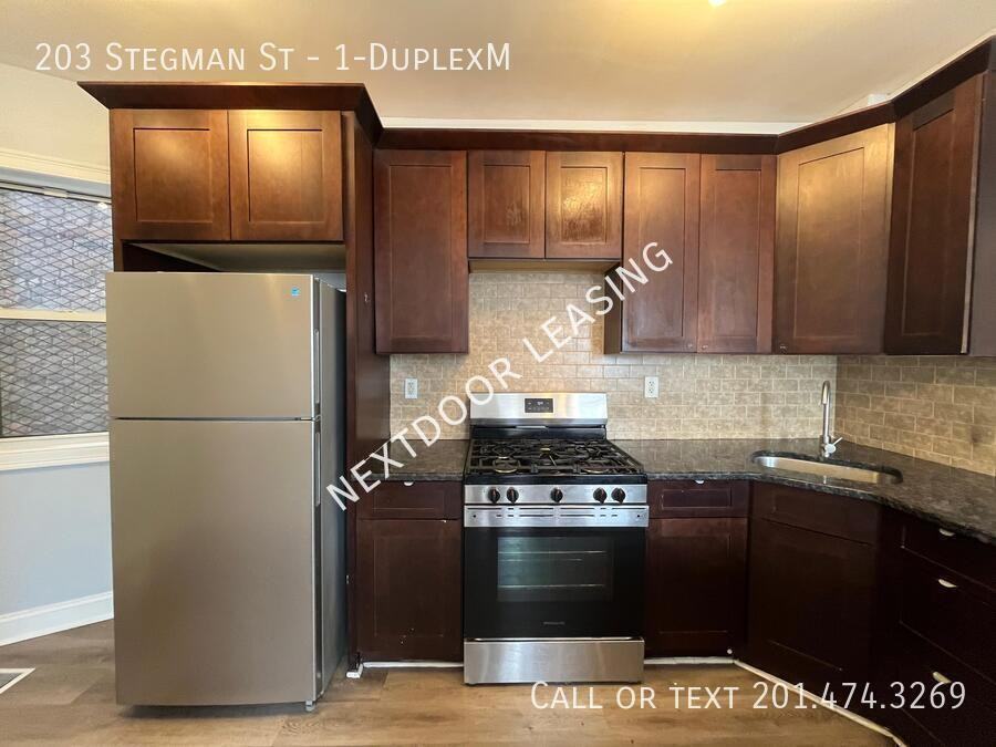 203 Stegman St #1DUPLEXM - Photo 3 of 14