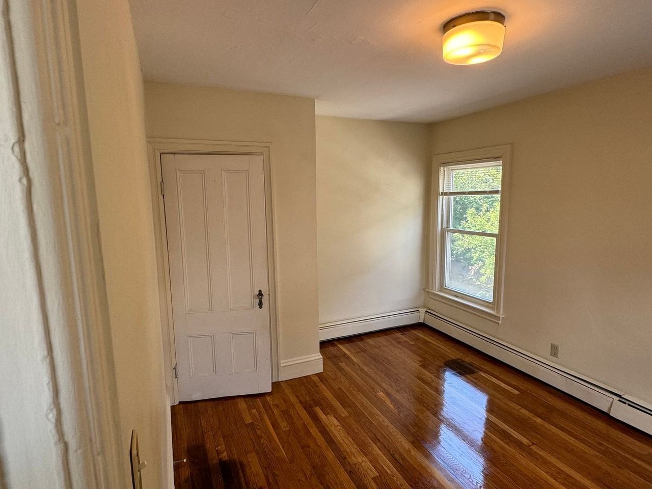 42 Summer St #5 - Photo 6 of 19