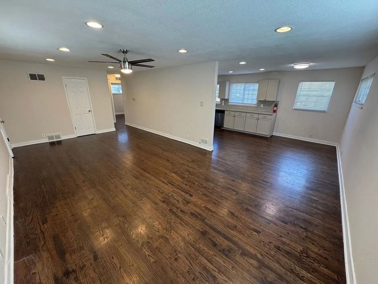 1186 Rosemary St - Photo 7 of 21