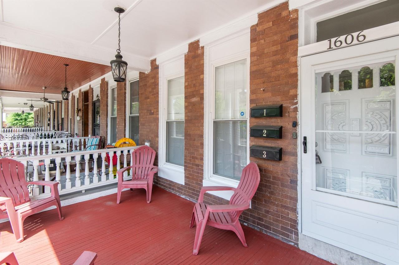 1606 Gwynns Falls Pkwy #3 - Photo 2 of 10