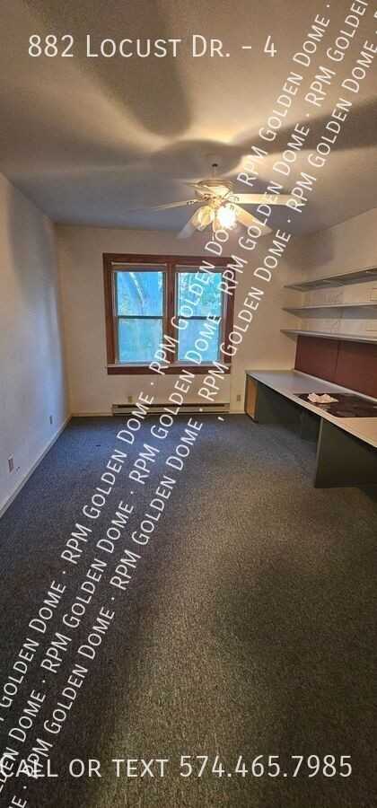 882 Locust Dr #4 - Photo 4 of 21