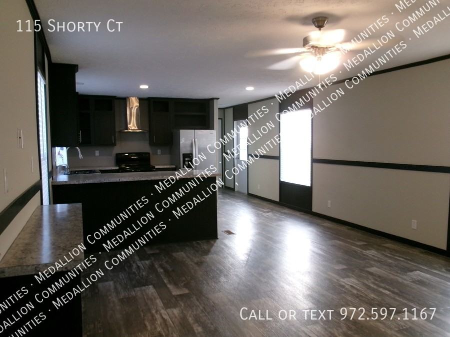 115 Shorty Ct - Photo 2 of 16