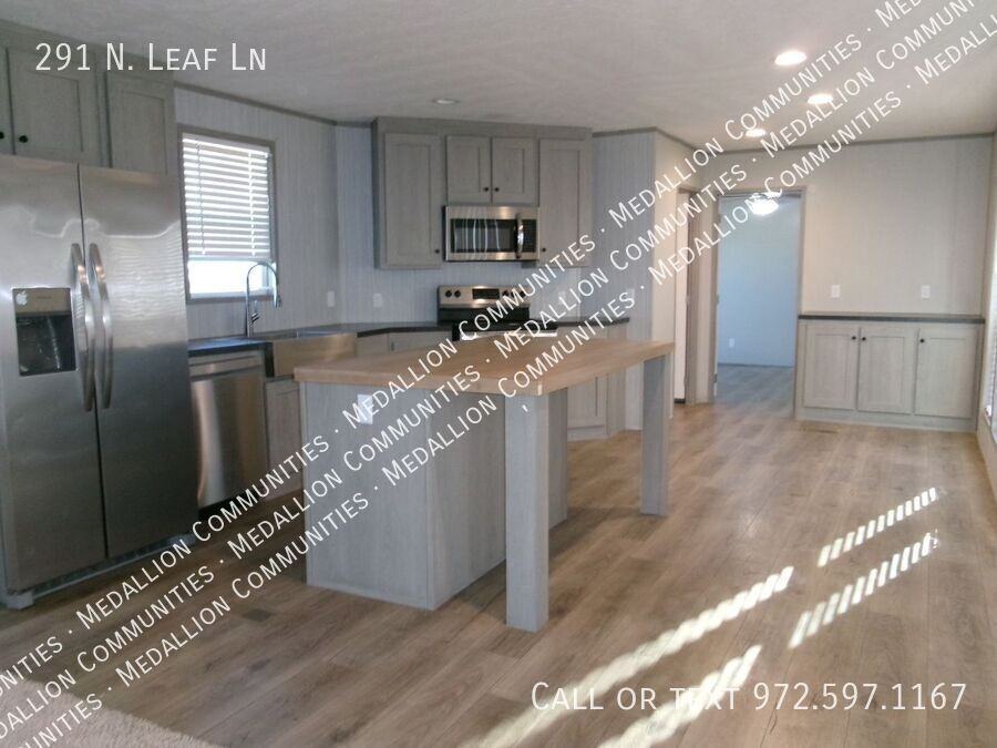 291 Leaf Ln - Photo 2 of 5
