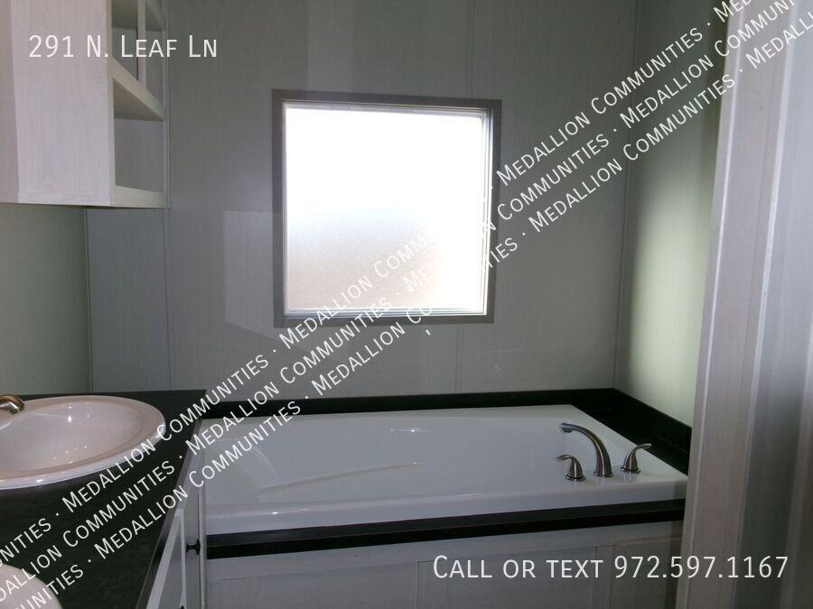 291 Leaf Ln - Photo 5 of 5