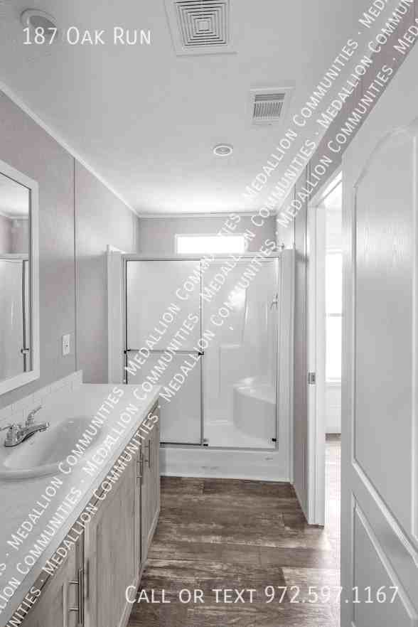 187 Oak Run - Photo 6 of 12