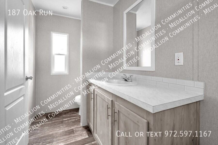 187 Oak Run - Photo 7 of 12