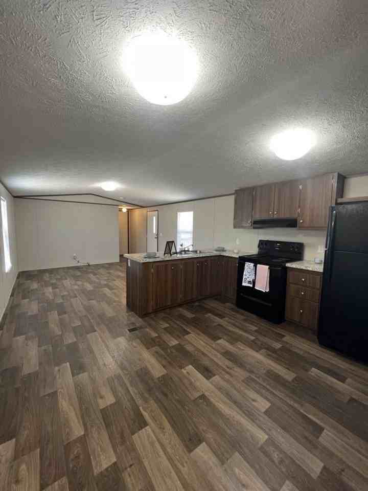 142 County Road 5516 #F20 - Photo 5 of 17