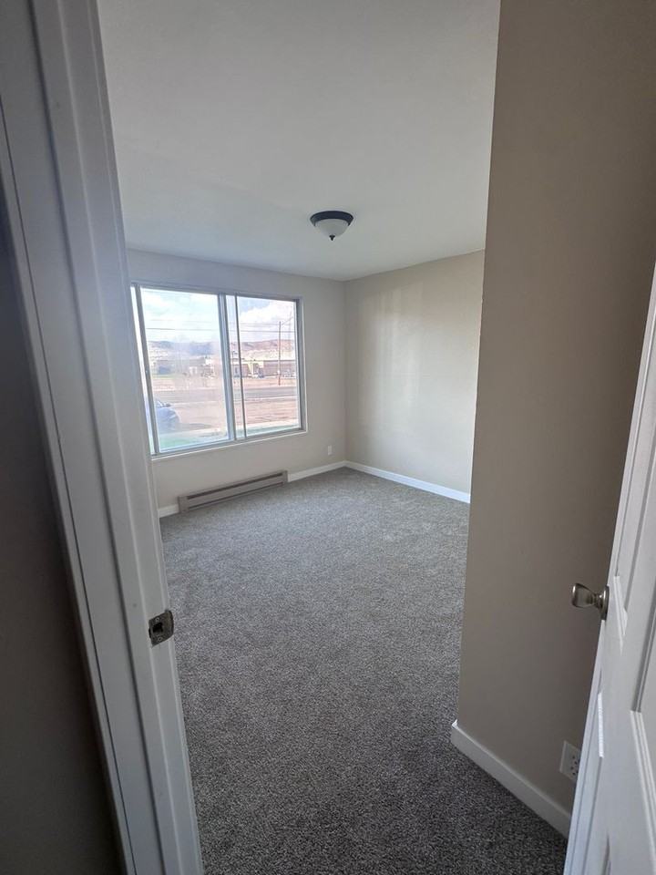 260 Shoshone - 260 Shoshone #B - Photo 5 of 10