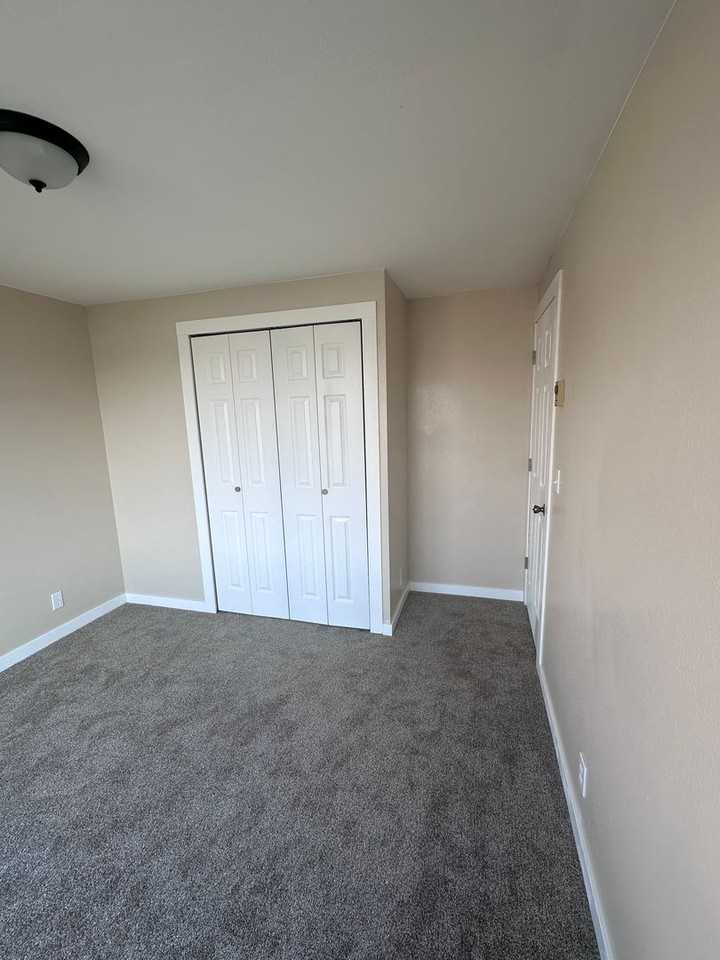 260 Shoshone - 260 Shoshone #B - Photo 6 of 10