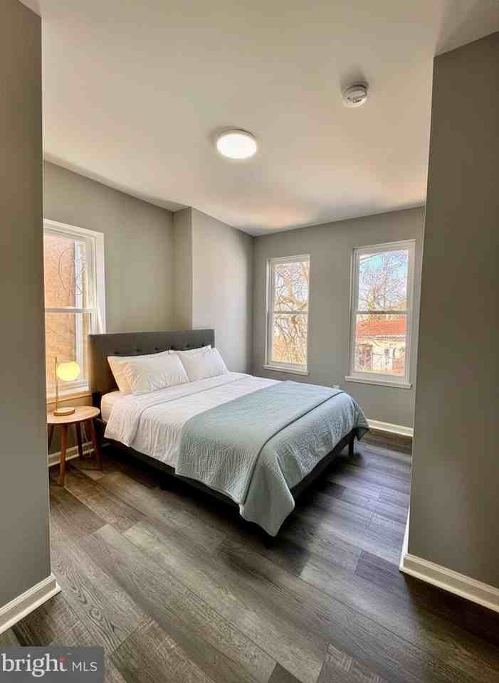 2925 W Susquehanna Ave - Photo 6 of 12