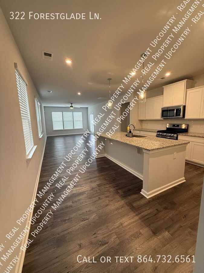 322 Forestglade Ln - Photo 3 of 19