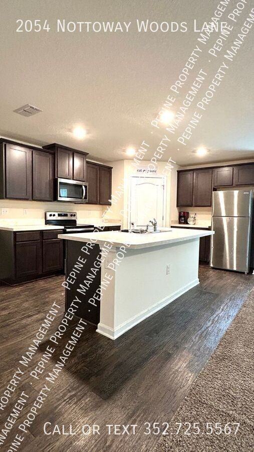 2054 Nottoway Woods Ln - Photo 3 of 23