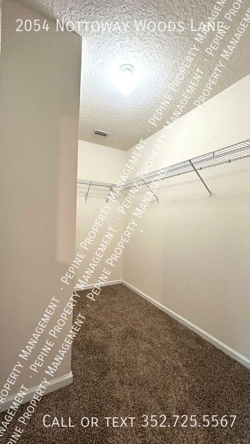 2054 Nottoway Woods Ln - Photo 4 of 23