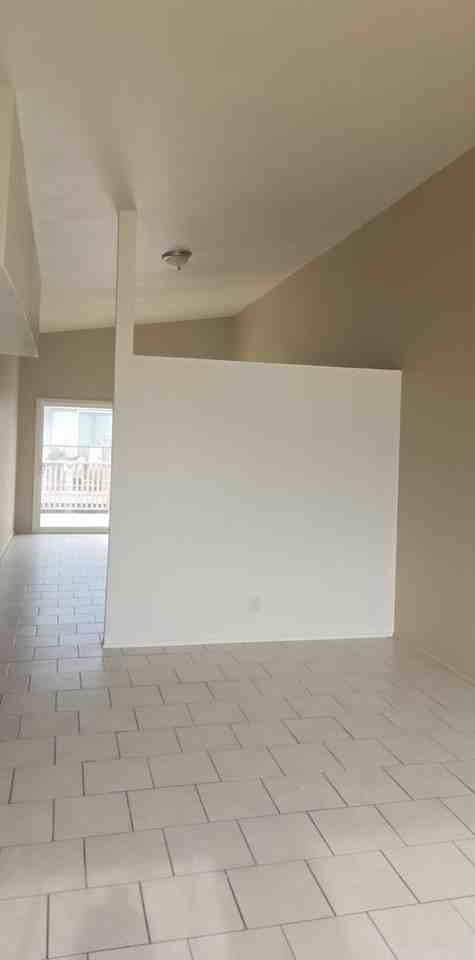 821 N Vineyard Ave #D - Photo 2 of 20