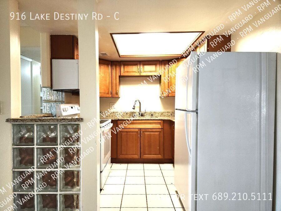 916 Lake Destiny Rd #C - Photo 7 of 20