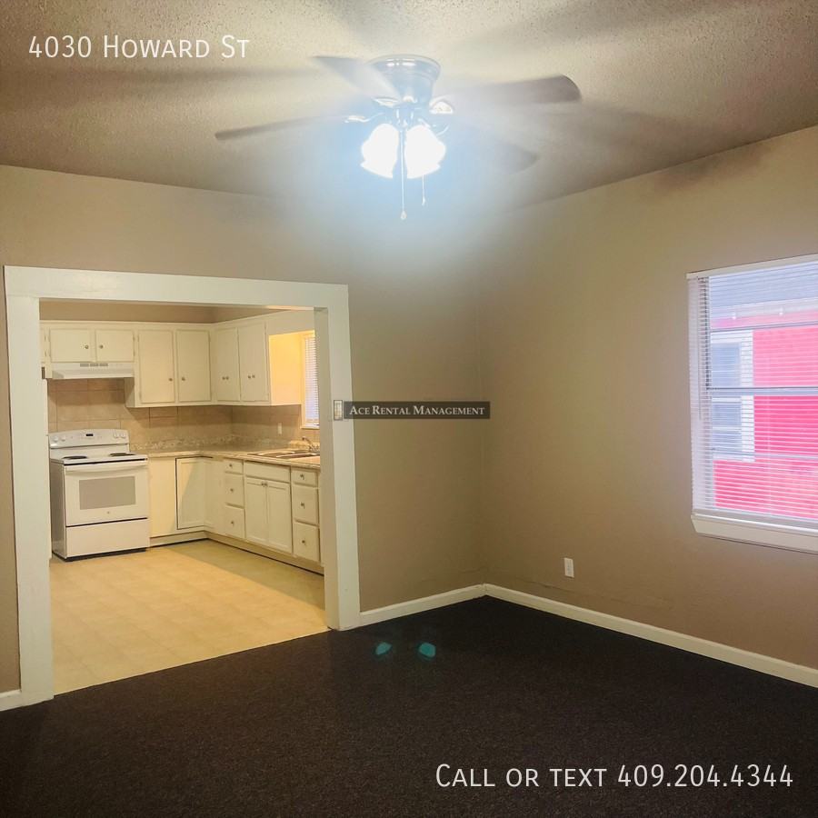 4030 Howard St - Photo 2 of 7