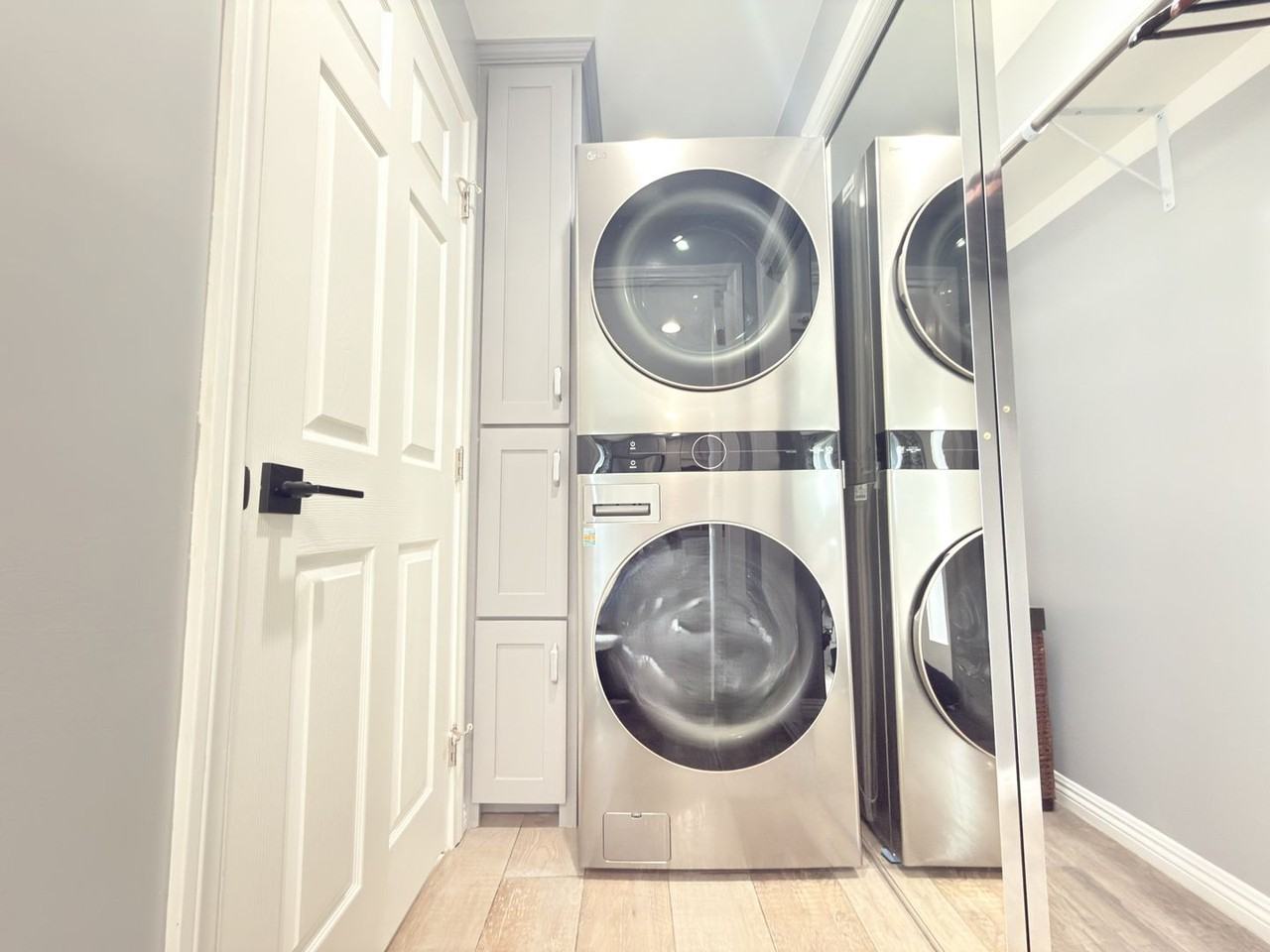 341 Marie Ave - Photo 7 of 13