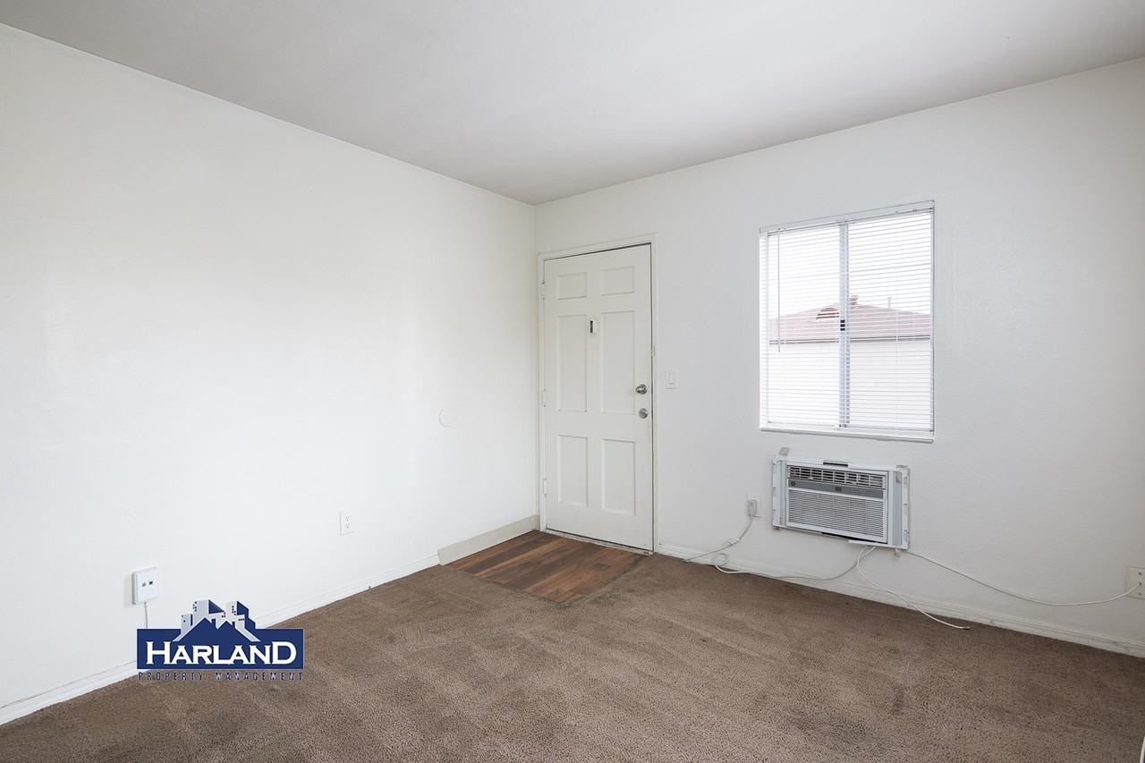 4761 Jessie Ave #7 - Photo 3 of 10