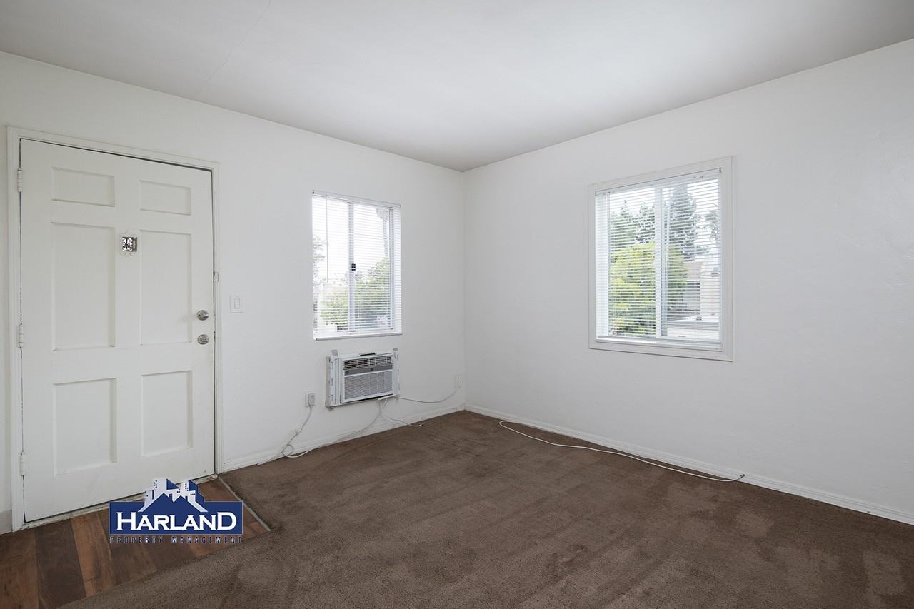 4761 Jessie Ave #7 - Photo 4 of 10