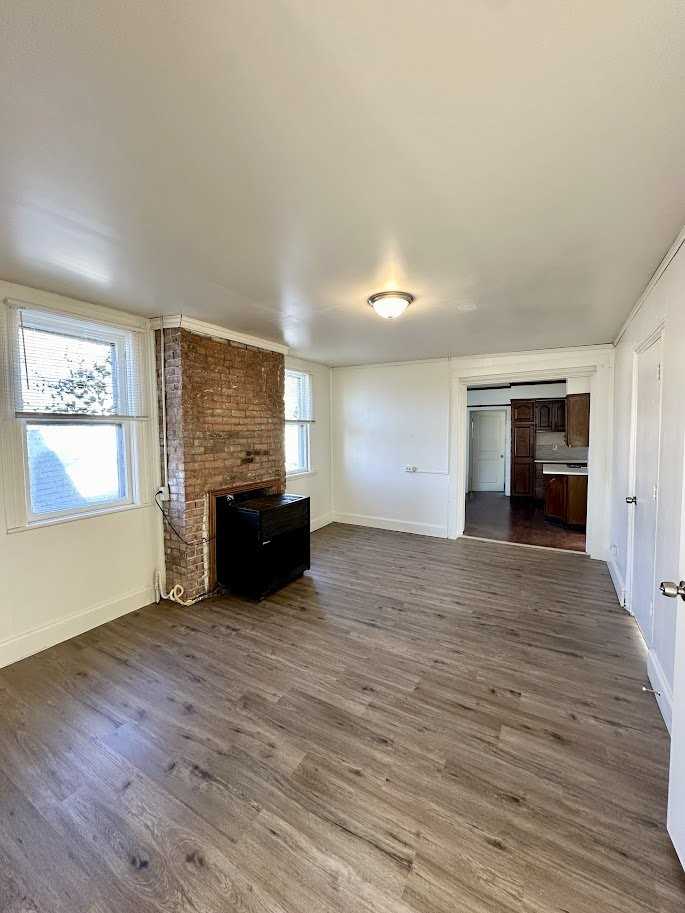 1038 6th Ave #2 - Photo 2 of 13