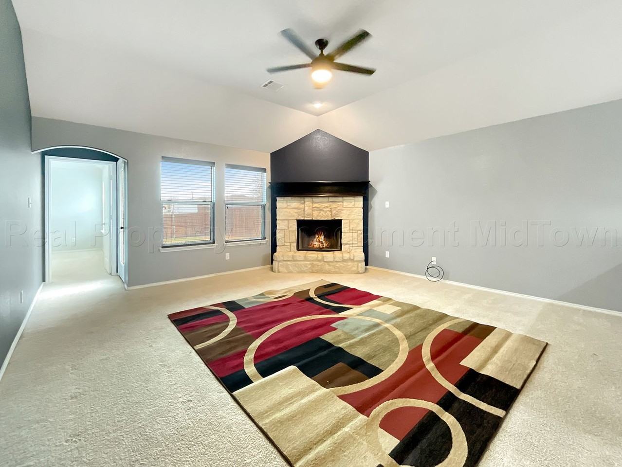 2053 Leonard Ranch Rd - Photo 4 of 43