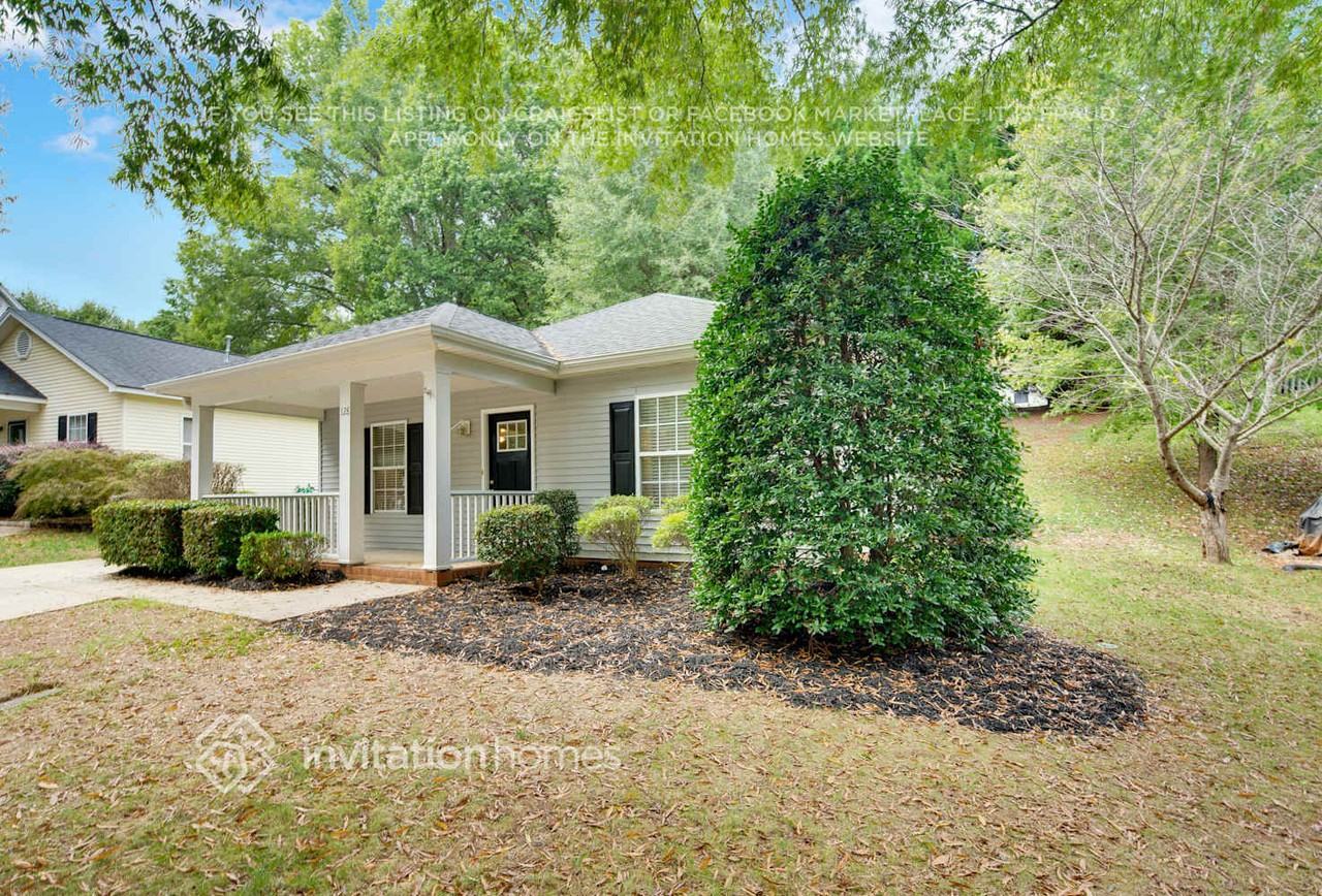 128 Pratt St - Photo 3 of 26