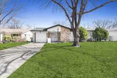 512 Livingston Dr - Photo 1 of 1