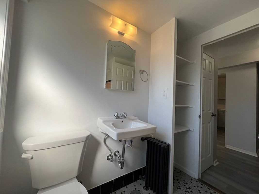 7327 N Rogers Ave - Photo 7 of 13