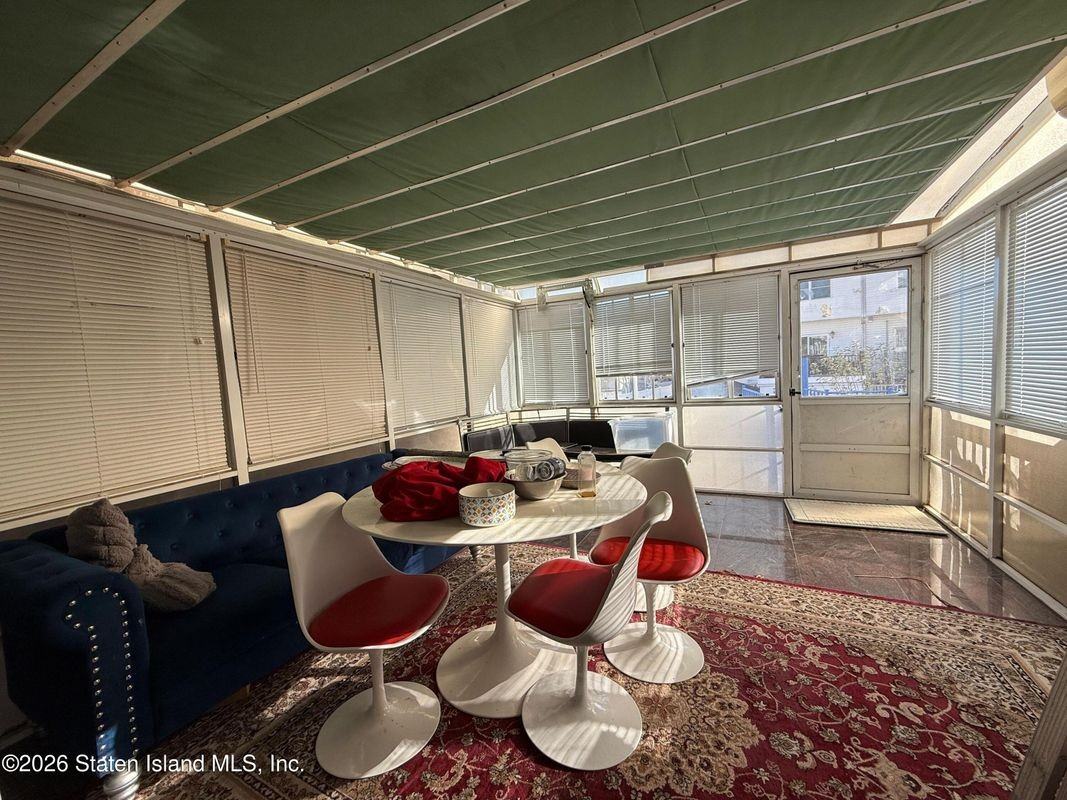 22 Quincy Ave - Photo 7 of 17