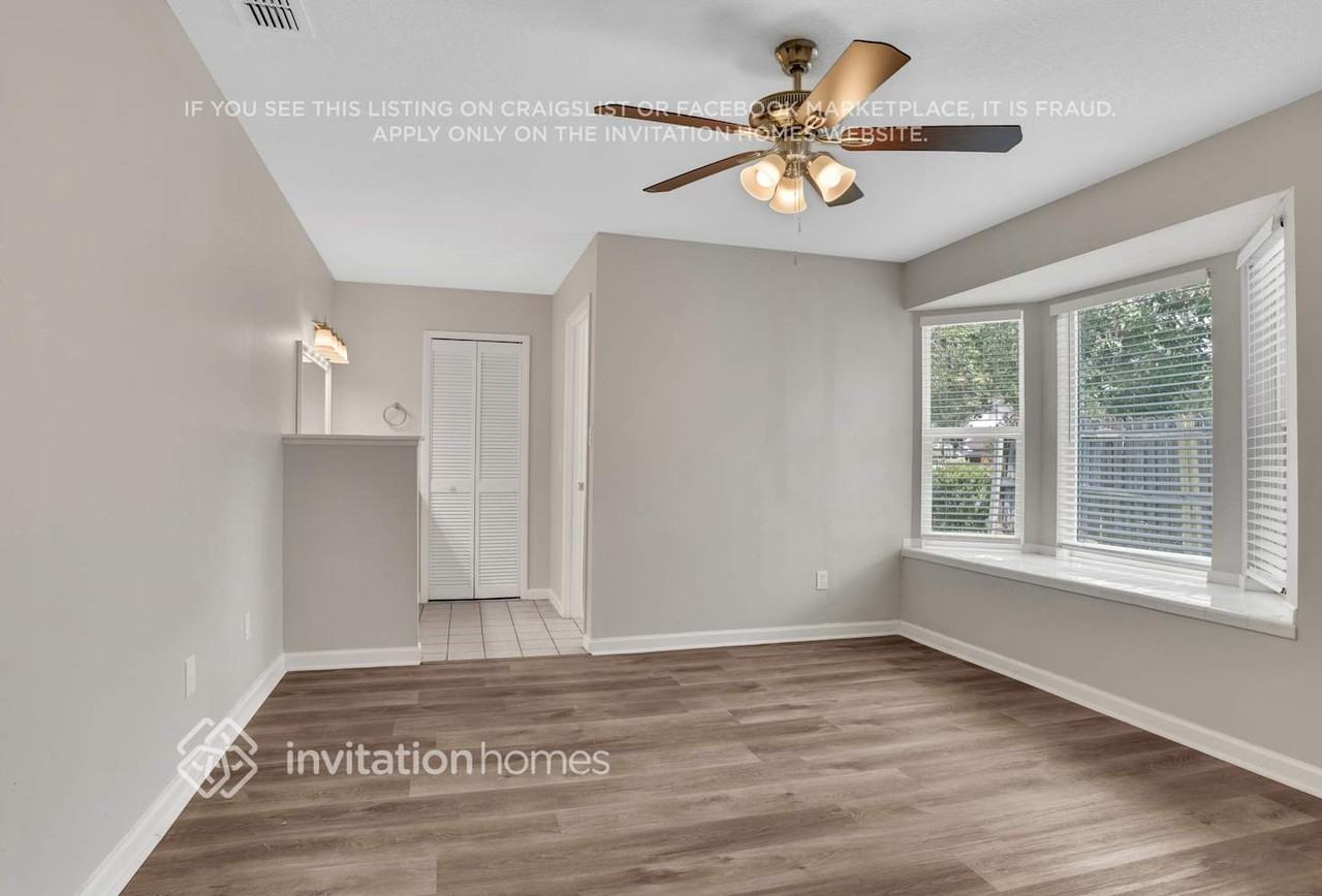 2103 Churchill Downs Cir - Photo 4 of 28