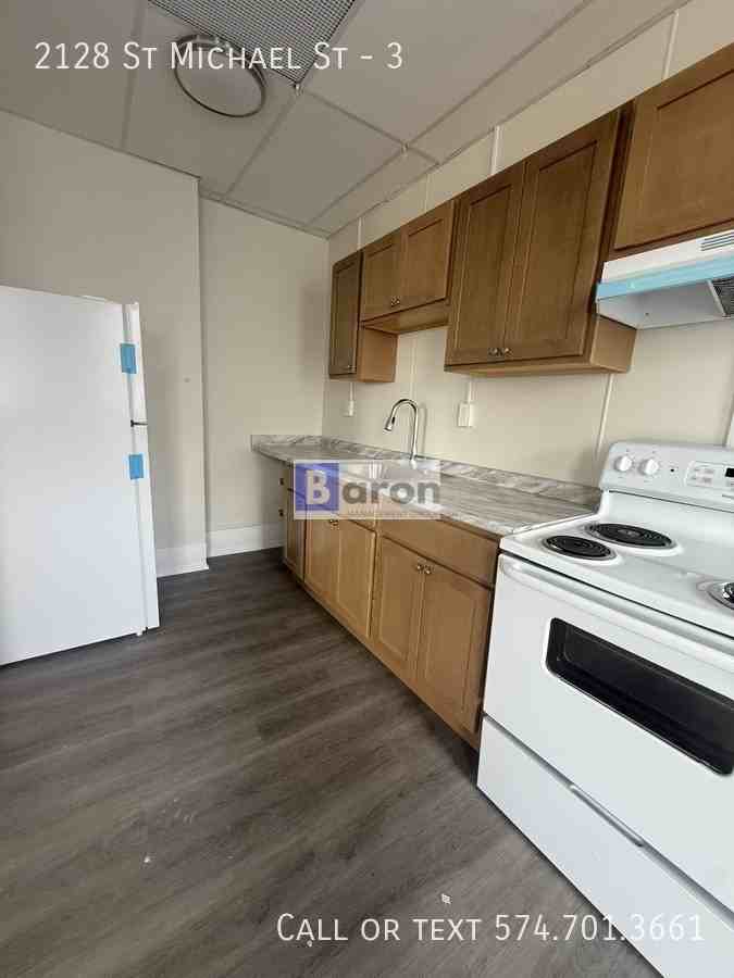 2128 Saint Michael St #3 - Photo 2 of 9