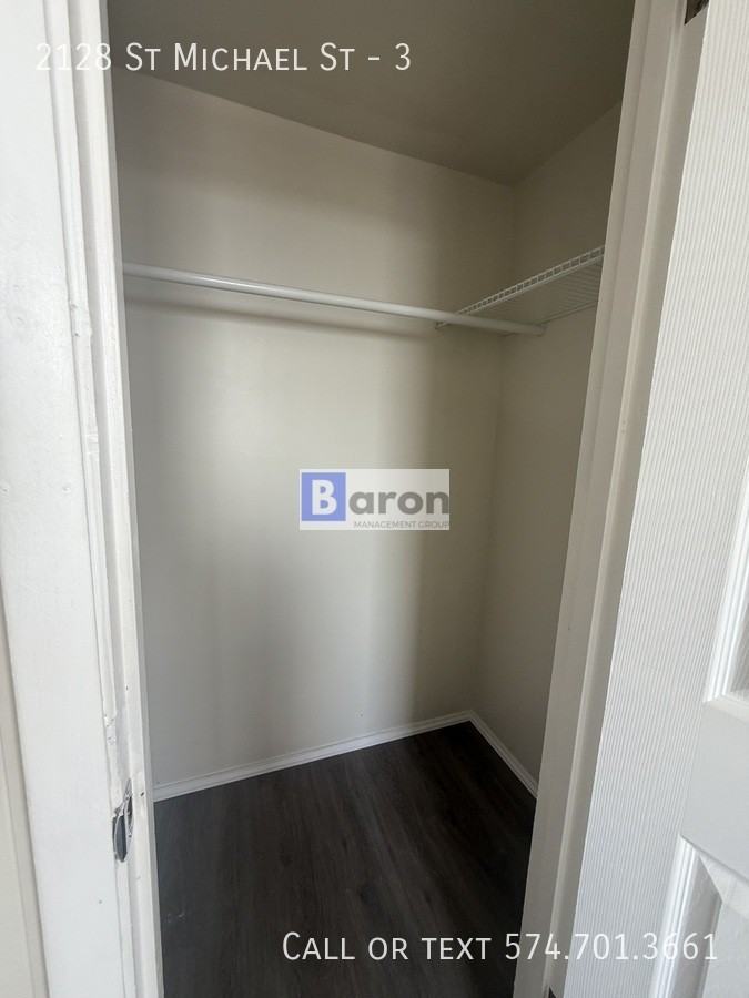 2128 Saint Michael St #3 - Photo 5 of 9