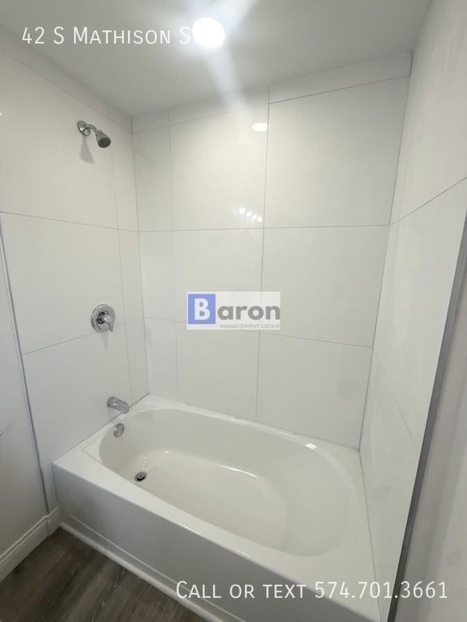 42 S Mathison St - Photo 2 of 17