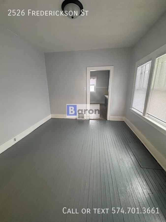 2526 Fredrickson St - Photo 5 of 8