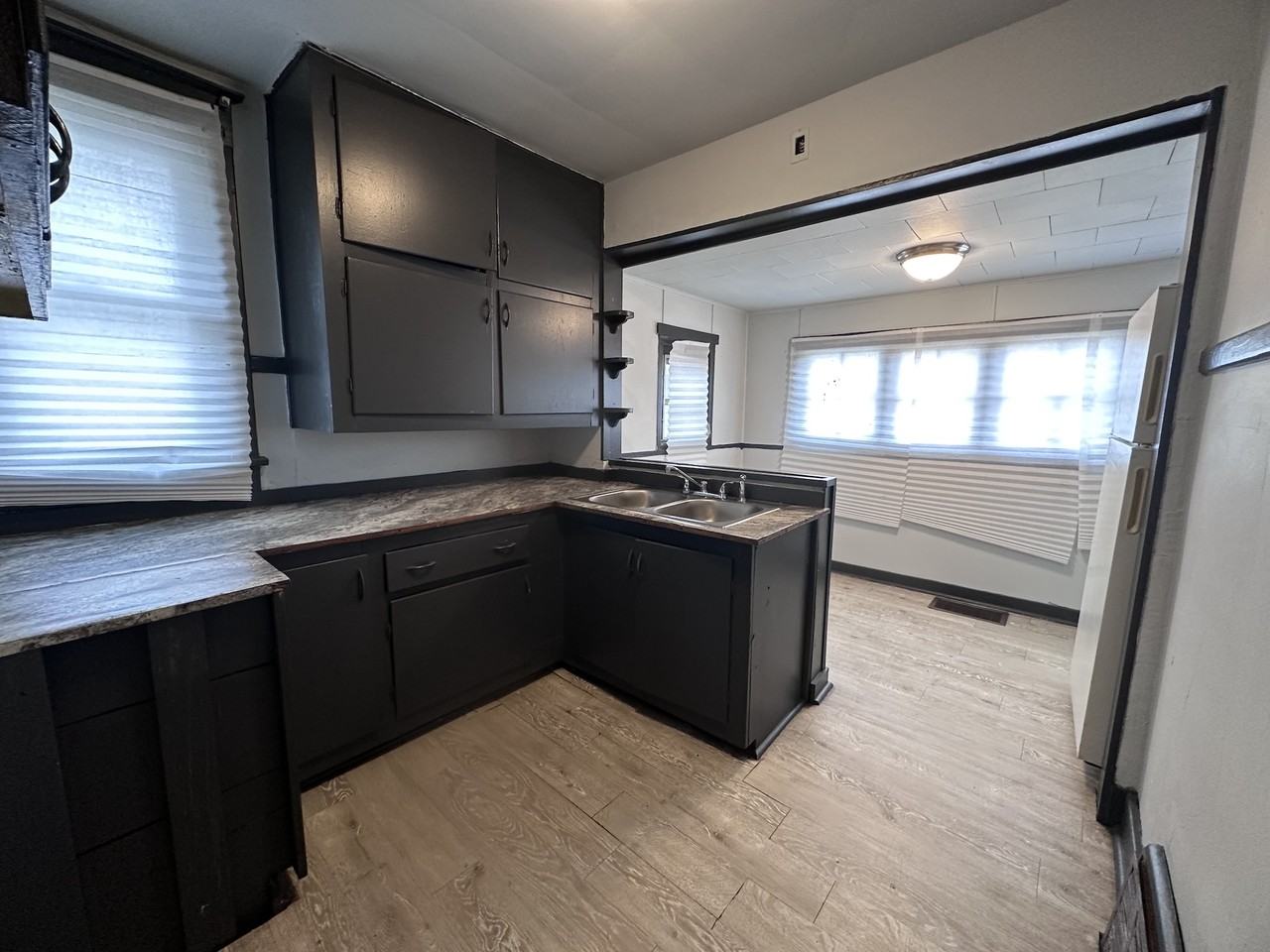 107 S State St #N - Photo 2 of 17