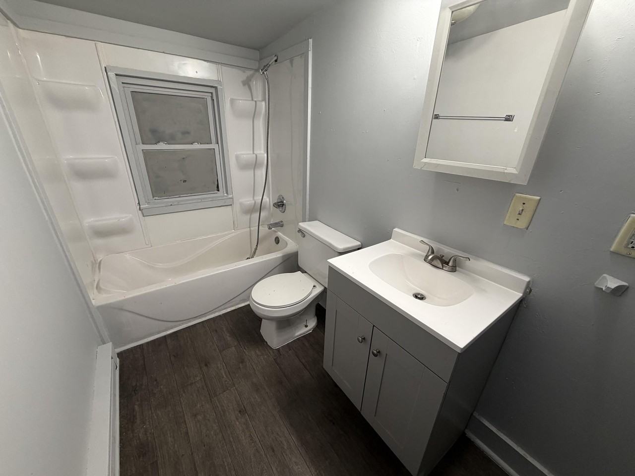 618 Porter St - Photo 4 of 13