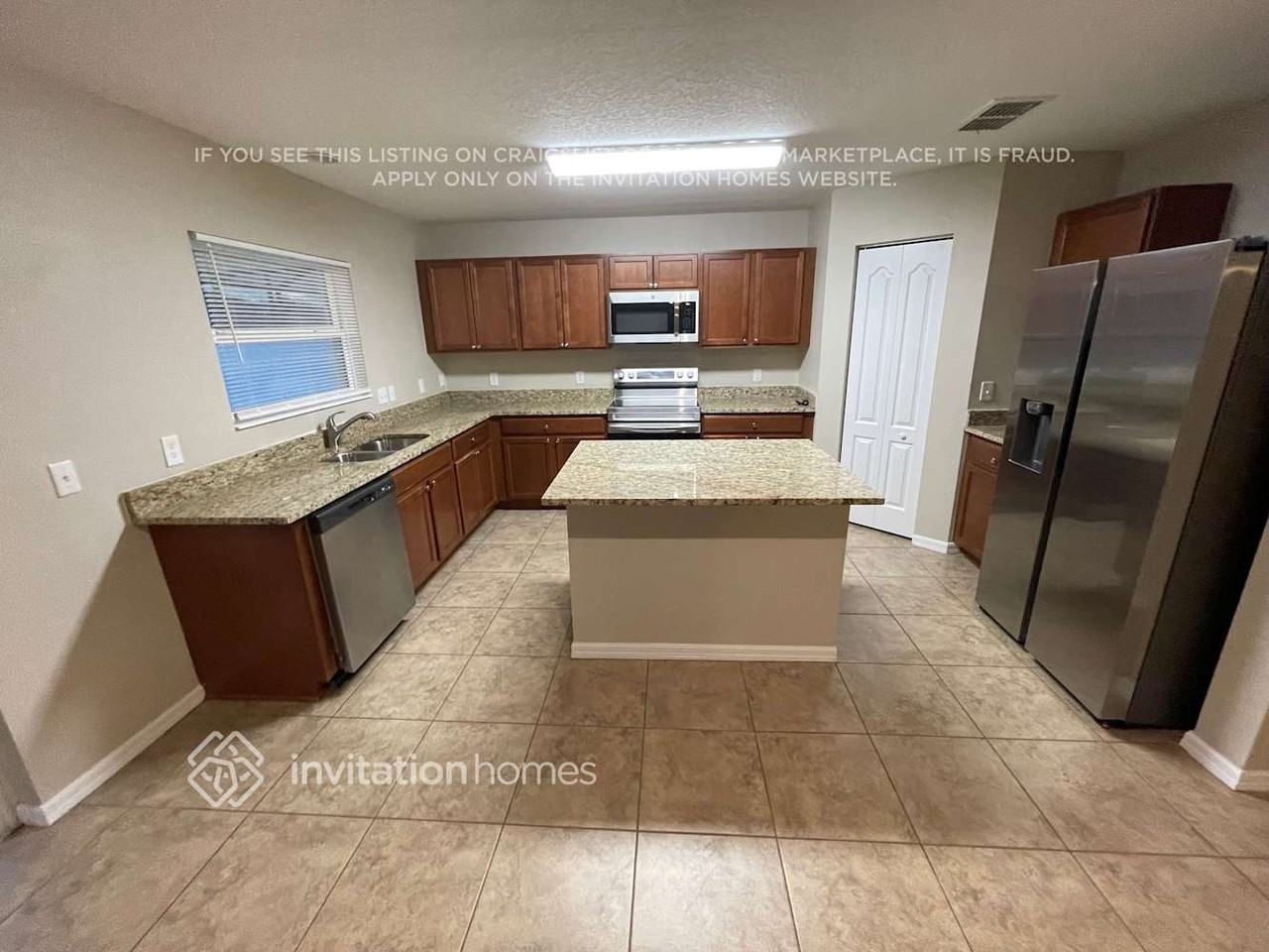 10153 Winding River Rd - Photo 6 of 21